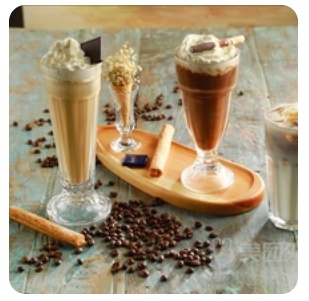 Iced Caffe Latte