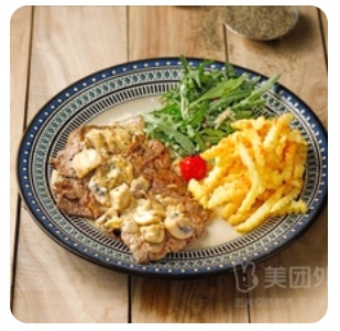 STEAK WITH MUSHROOM