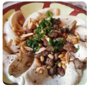 Hummous with meat