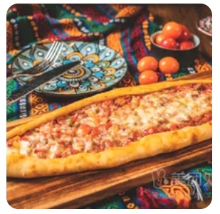 Beef cheese pide