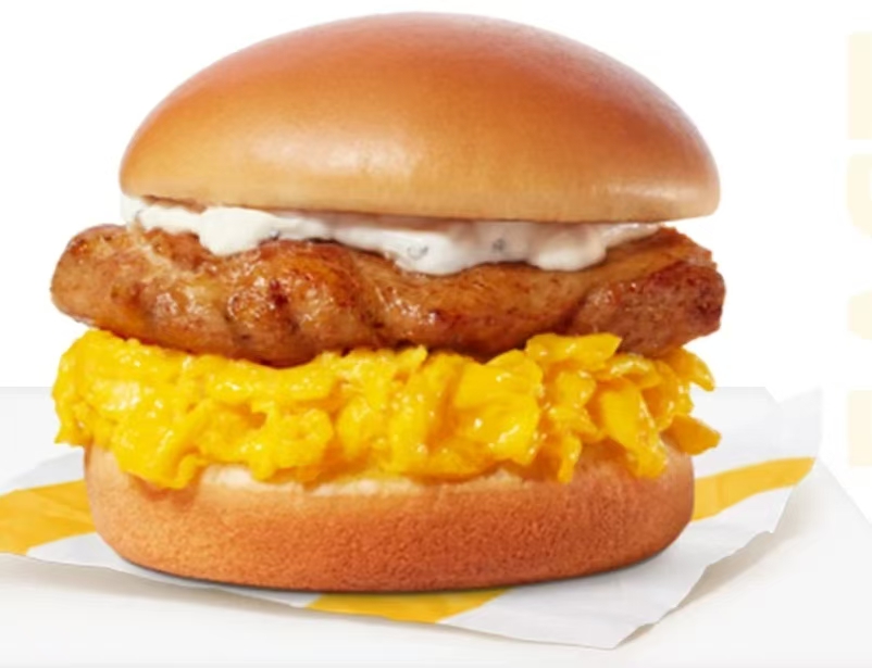 Original Grilled Chicken Leg Double Egg Burger Set + Ceylon Black Tea