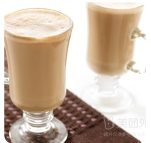Molin Passion Fruit Syrup Latte