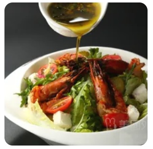 Mediterranean Salad with Shrimp