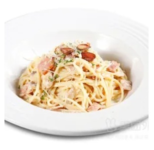 Garlic Gorgonzola Pasta