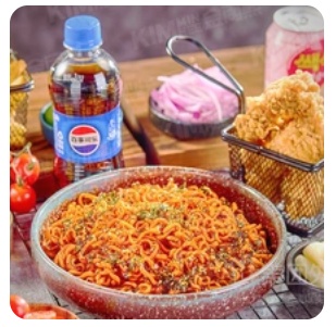 Fried Chicken Set with Two Bowls of Turkey Noodles + Eight Pieces of Meat + Eight Drumsticks